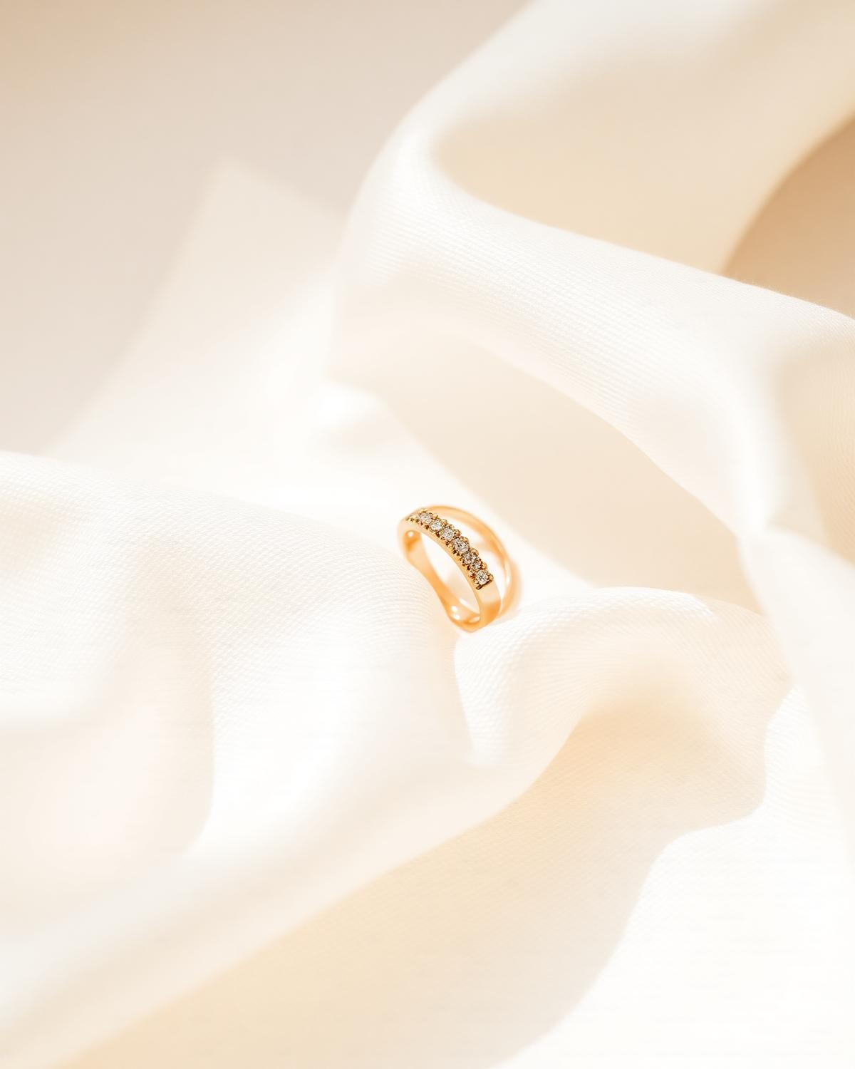 Pav茅 Eternity Band